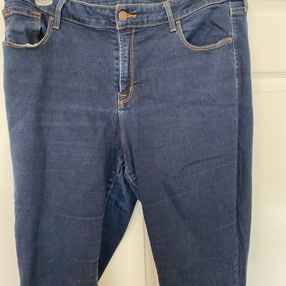Old Navy Skinny Jean - Picture 4 of 6